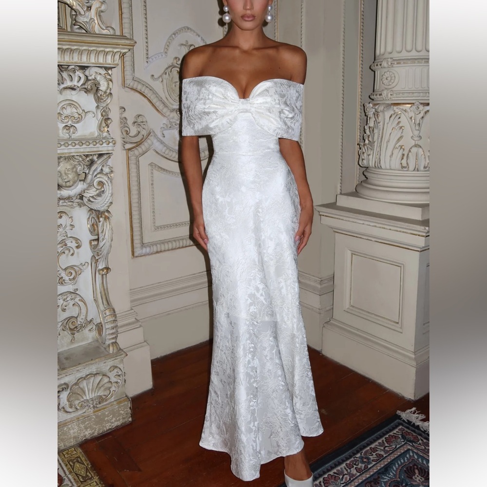 Emberly Ivory Maxi: Elegant ivory dress bridal: BabyBoo